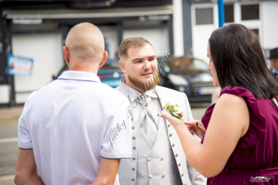 231